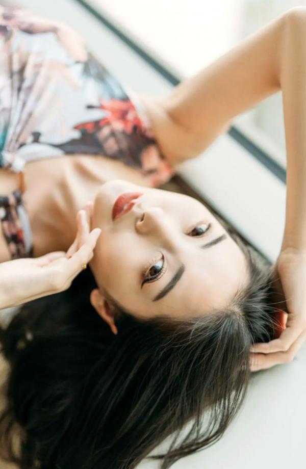    Makoto Minami 南真琴 - Lemonade 清新街拍与惬意私房照，优雅女神唯美写真第119张图片