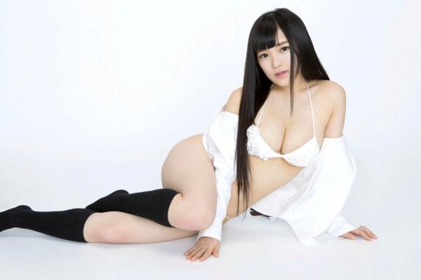    [YS Web] Vol.596 天木じゅん：纯欲风白色内衣写真，童颜巨乳居家私房诱惑第24张图片