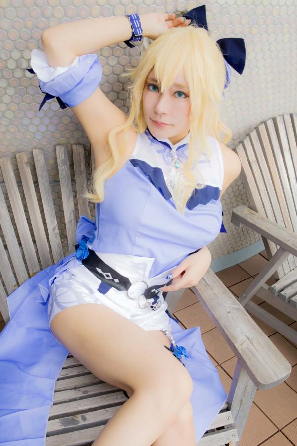    [Cosplay][HERESY] Ringo Mitsuki 林檎蜜紀 - 原神风格角色扮演，书房御姐姿态与浴缸私房诱惑大尺度写真第5张图片