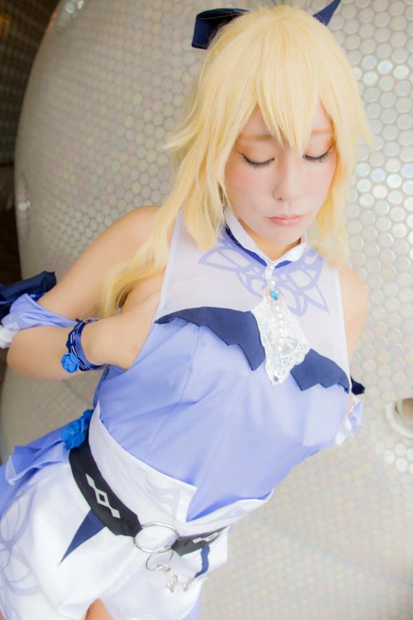    [Cosplay][HERESY] Ringo Mitsuki 林檎蜜紀 - 原神风格角色扮演，书房御姐姿态与浴缸私房诱惑大尺度写真第23张图片