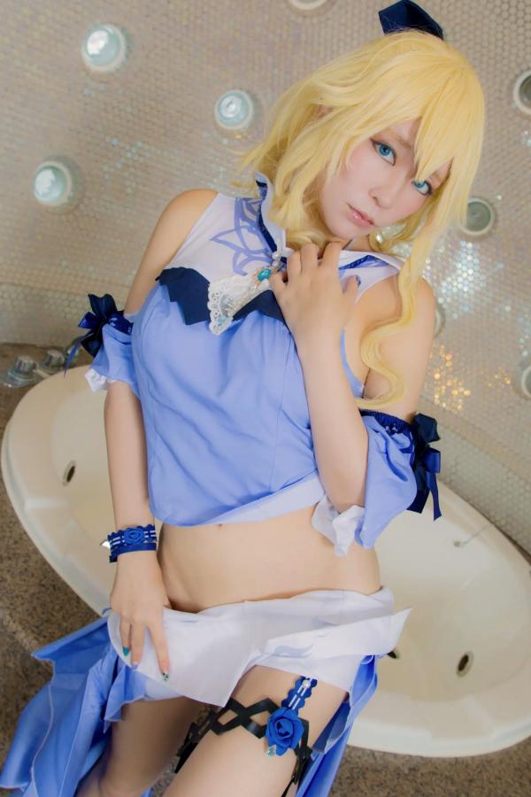    [Cosplay][HERESY] Ringo Mitsuki 林檎蜜紀 - 原神风格角色扮演，书房御姐姿态与浴缸私房诱惑大尺度写真第38张图片