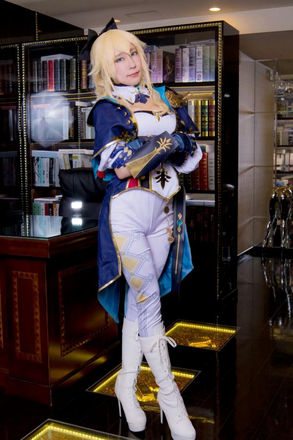    [Cosplay][HERESY] Ringo Mitsuki 林檎蜜紀 - 原神风格角色扮演，书房御姐姿态与浴缸私房诱惑大尺度写真第78张图片