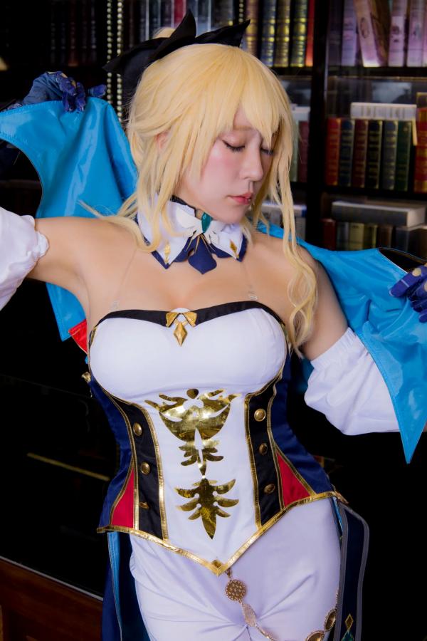    [Cosplay][HERESY] Ringo Mitsuki 林檎蜜紀 - 原神风格角色扮演，书房御姐姿态与浴缸私房诱惑大尺度写真第82张图片