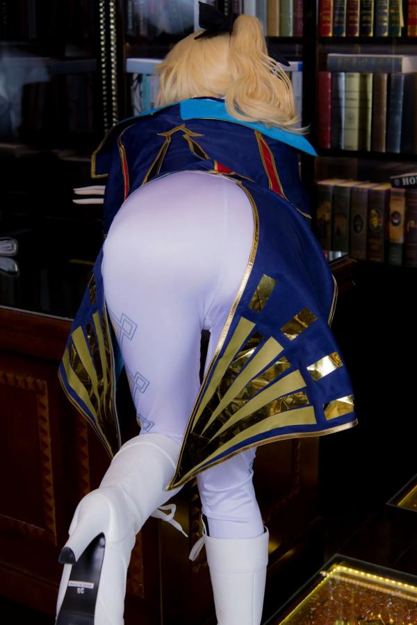    [Cosplay][HERESY] Ringo Mitsuki 林檎蜜紀 - 原神风格角色扮演，书房御姐姿态与浴缸私房诱惑大尺度写真第86张图片