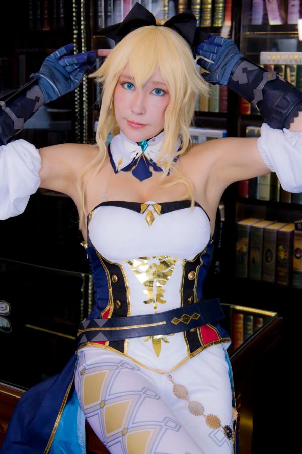    [Cosplay][HERESY] Ringo Mitsuki 林檎蜜紀 - 原神风格角色扮演，书房御姐姿态与浴缸私房诱惑大尺度写真第94张图片