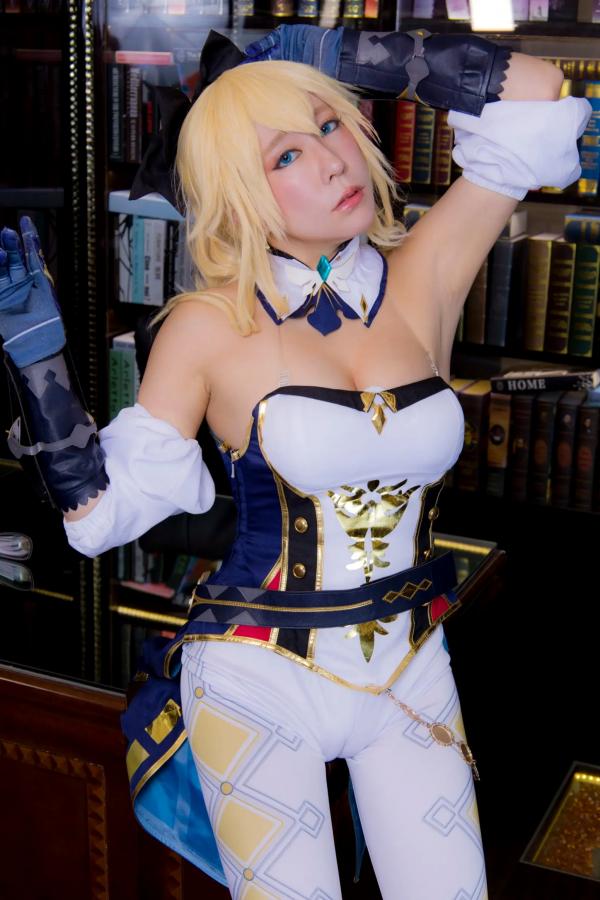    [Cosplay][HERESY] Ringo Mitsuki 林檎蜜紀 - 原神风格角色扮演，书房御姐姿态与浴缸私房诱惑大尺度写真第106张图片