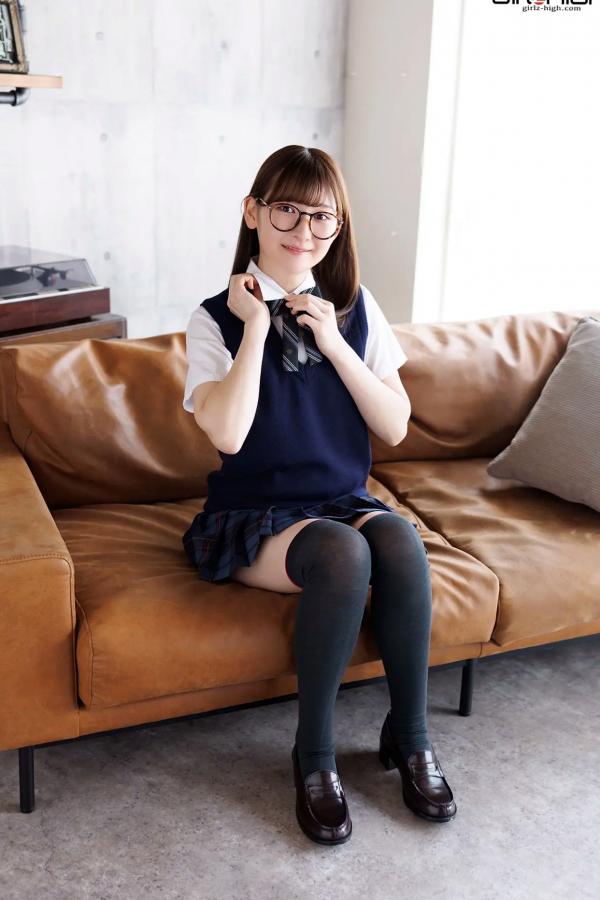    [Girlz-High] 近藤あさみ Asami Kondou：清新校服风演绎治愈系眼镜娘，展现迷人清纯学妹魅力 - bfaa_103_001第41张图片