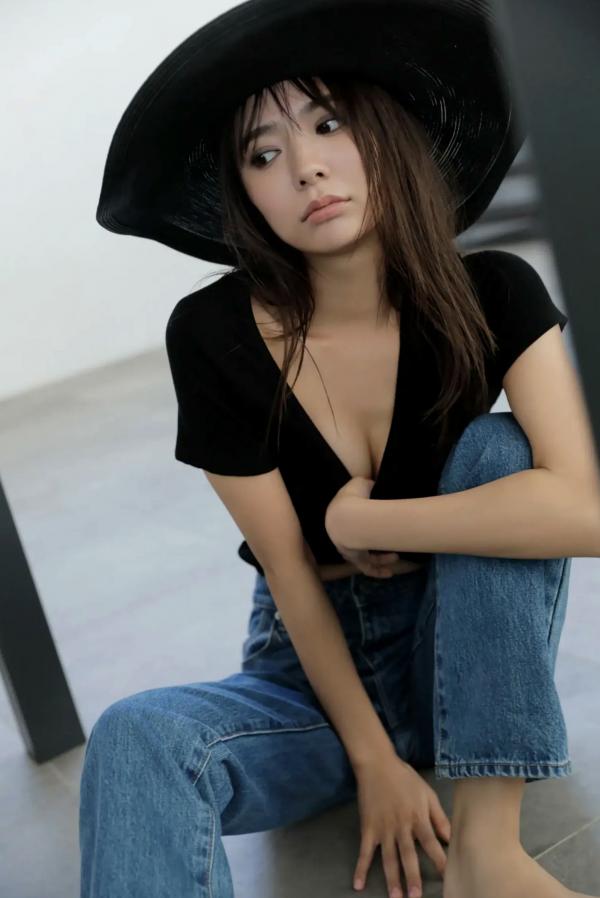    川津明日香 - relight vol.1 简约黑色比基尼室内清新纯欲风唯美写真第9张图片