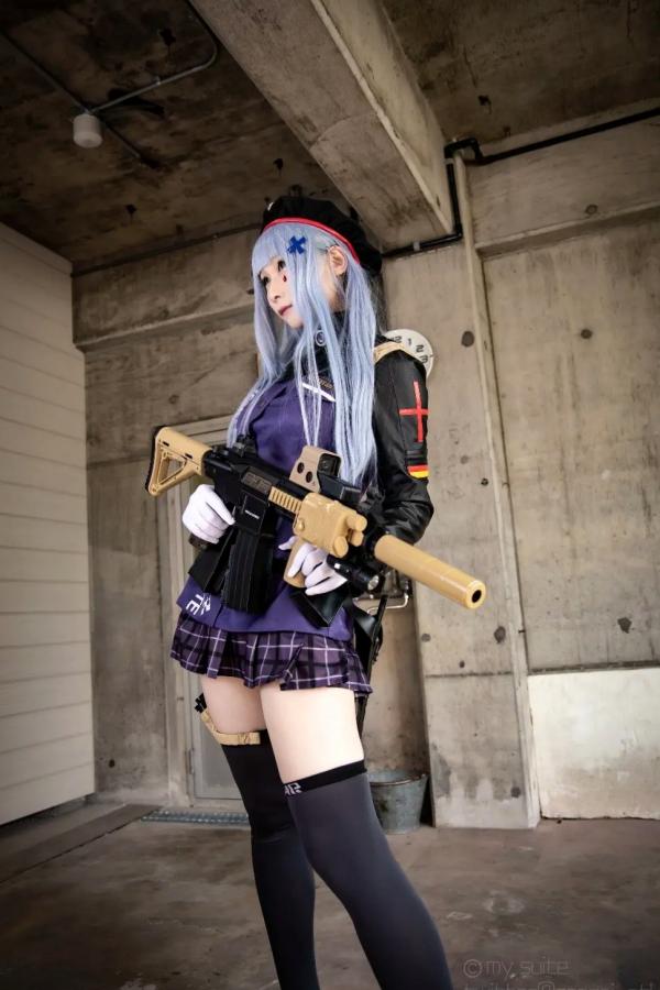    [Cosplay][my suite] Atsuki あつき - 战术少女角色扮演，制服诱惑与枪械美学的碰撞，极致美腿视觉盛宴第3张图片