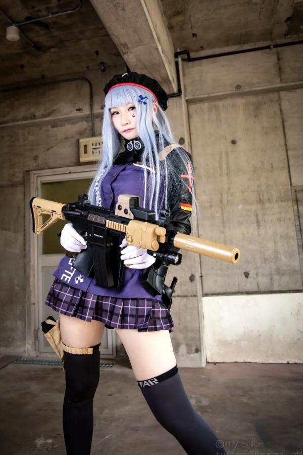    [Cosplay][my suite] Atsuki あつき - 战术少女角色扮演，制服诱惑与枪械美学的碰撞，极致美腿视觉盛宴第4张图片