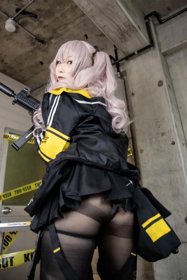   [Cosplay][my suite] Atsuki あつき - 战术少女角色扮演，制服诱惑与枪械美学的碰撞，极致美腿视觉盛宴第50张图片
