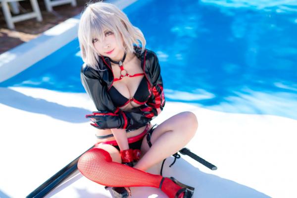   [Cosplay][KURUPIKA] Reku Momoiro 桃色れく - ふたつの竜の魔女第65张图片