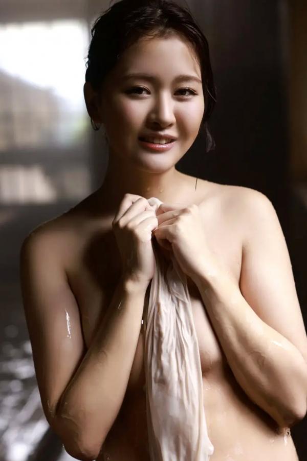    下村明香 - 見つめて、溶け合って… vol.1 性感湿身私房写真，优雅诱惑魅力绽放第48张图片