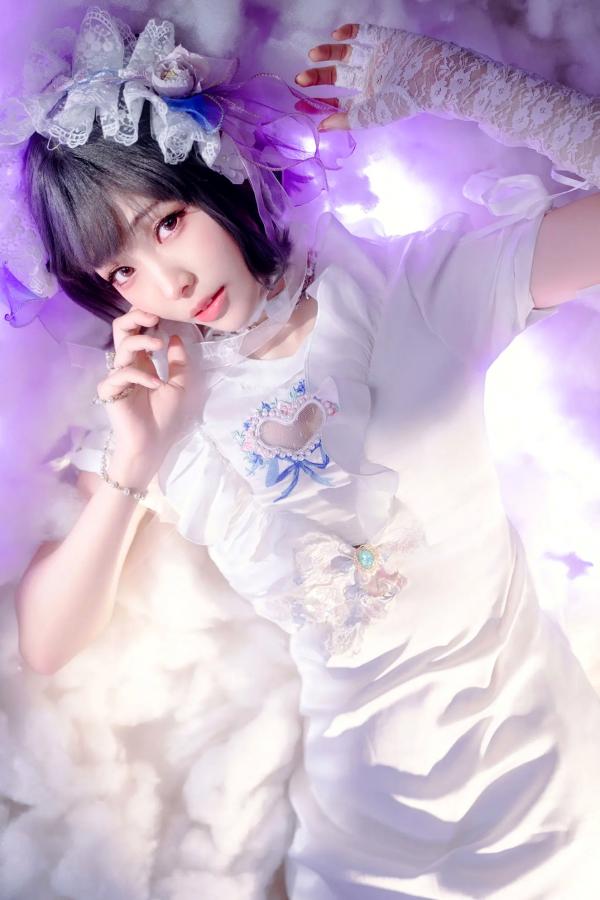    Ely_eee(ElyEE子) - Cloudy Dreaming 雲朵夢境，梦幻纯白蕾丝萝莉写真，绝美光影打造治愈系少女梦境视觉盛宴第16张图片