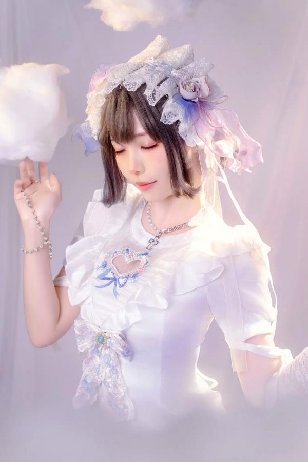    Ely_eee(ElyEE子) - Cloudy Dreaming 雲朵夢境，梦幻纯白蕾丝萝莉写真，绝美光影打造治愈系少女梦境视觉盛宴第24张图片