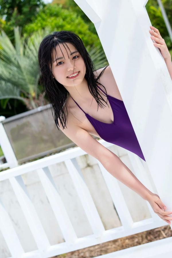    松島かのん - 夏の光、はじけて（夏日泳池与柔美私房，清纯少女居家系列，极致甜美与活力展现，优质精选写真）第115张图片