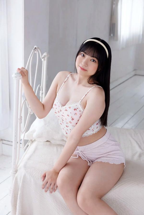    [Minisuka.tv] Maaya Obana 小花真彩 - 卧室唯美私房写真，软萌治愈系少女清纯诱惑 (Regular Gallery Set 5.03)第24张图片