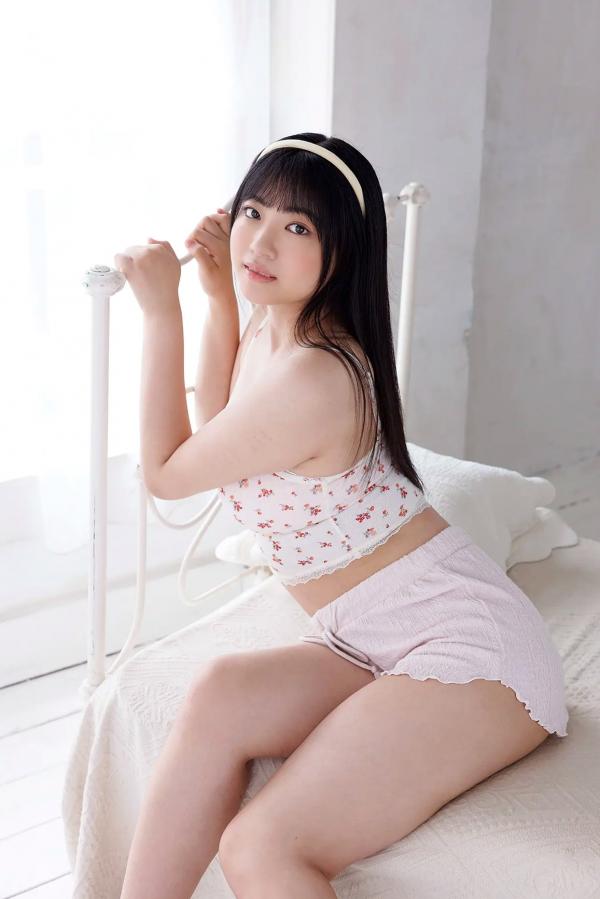    [Minisuka.tv] Maaya Obana 小花真彩 - 卧室唯美私房写真，软萌治愈系少女清纯诱惑 (Regular Gallery Set 5.03)第28张图片