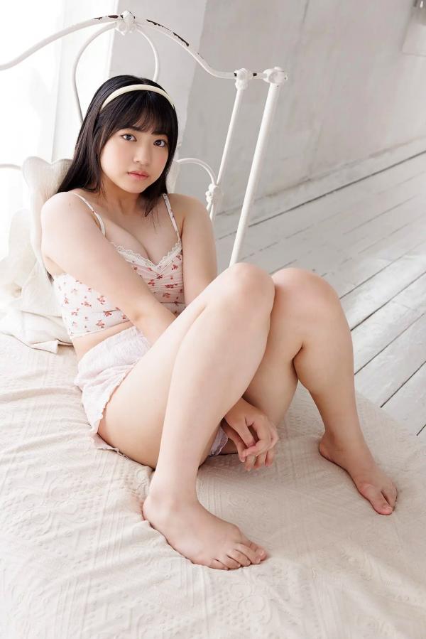    [Minisuka.tv] Maaya Obana 小花真彩 - 卧室唯美私房写真，软萌治愈系少女清纯诱惑 (Regular Gallery Set 5.03)第36张图片