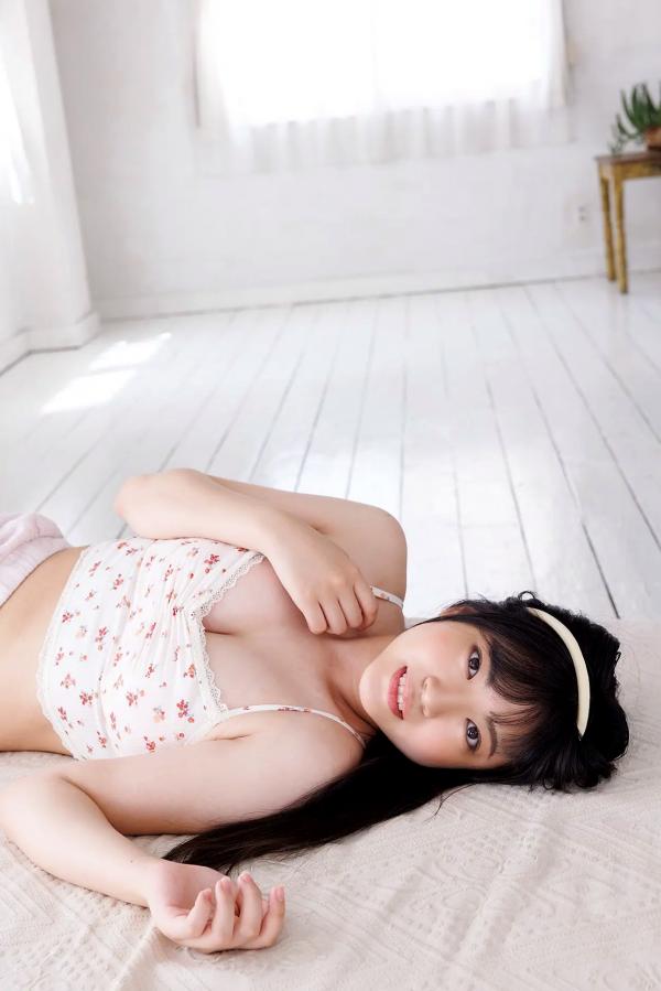    [Minisuka.tv] Maaya Obana 小花真彩 - 卧室唯美私房写真，软萌治愈系少女清纯诱惑 (Regular Gallery Set 5.03)第56张图片