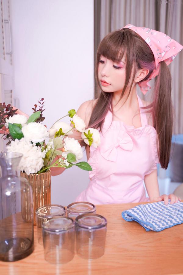    爆机少女喵小吉12月T3-小吉的家政服务：甜美女仆装扮，极致诱惑居家私房写真第8张图片