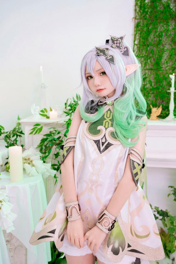    爆机少女喵小吉原神纳西妲Cosplay私房写真，二次元精灵极致还原，清纯与诱惑的完美视觉呈现第5张图片