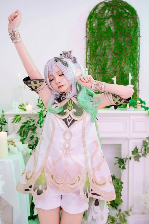    爆机少女喵小吉原神纳西妲Cosplay私房写真，二次元精灵极致还原，清纯与诱惑的完美视觉呈现第11张图片