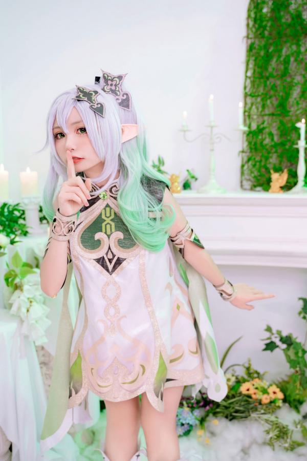    爆机少女喵小吉原神纳西妲Cosplay私房写真，二次元精灵极致还原，清纯与诱惑的完美视觉呈现第14张图片