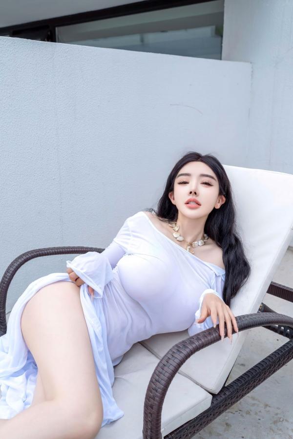    潘思沁-XingYan星颜社355-庭院白色连衣裙私房-极致诱惑女神全裸大尺度展示-爱尤物精选第20张图片