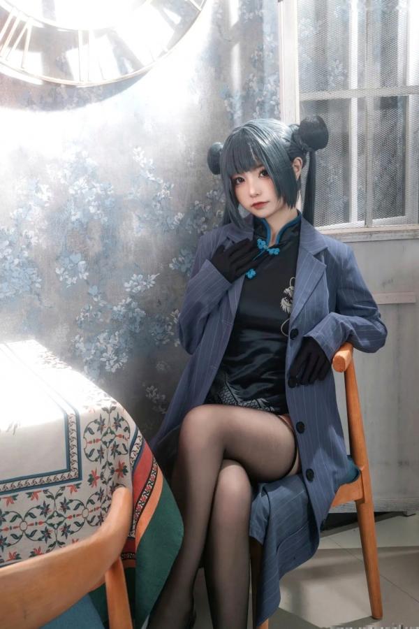    爆机少女喵小吉《碧蓝档案》妃咲COS私房照：极致诱惑的旗袍黑丝秀，展现傲人火辣身材第73张图片