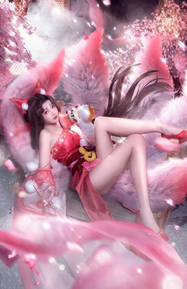    走路摇zly - 九尾狐cosplay写真，极致古风灵动狐仙，梦幻樱花氛围感美女角色扮演大片第10张图片