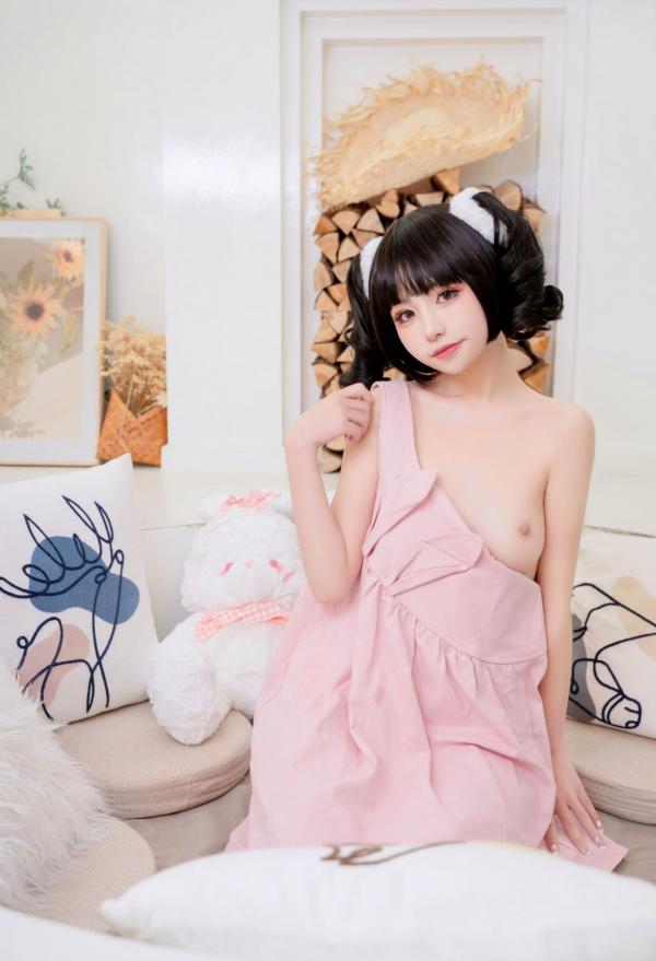    爆机少女喵小吉-蜜桃乌龙，粉嫩软萌少女感，温馨家居风可爱萝莉清纯私房写真第65张图片