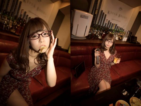    岬あずさ - 美 mikan 感：清纯校园制服户外写真与成熟知性深V诱惑，展现多面迷人魅力第31张图片