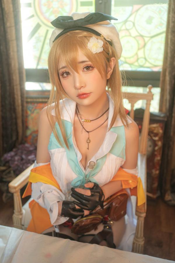    爆机少女喵小吉-Atelier-Ryza-2莱莎炼金工房角色扮演私房摄影，大尺度还原诱惑视觉盛宴第3张图片