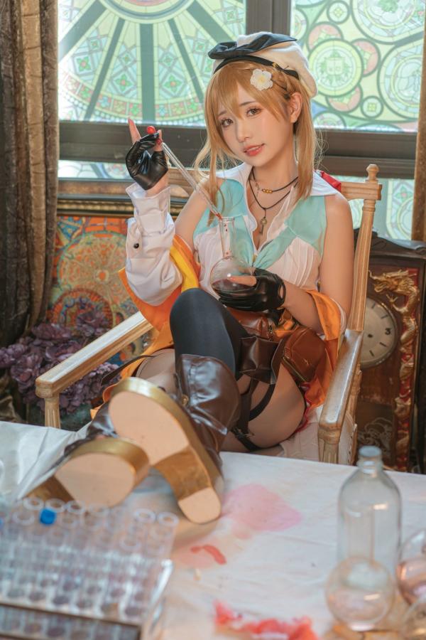    爆机少女喵小吉-Atelier-Ryza-2莱莎炼金工房角色扮演私房摄影，大尺度还原诱惑视觉盛宴第34张图片