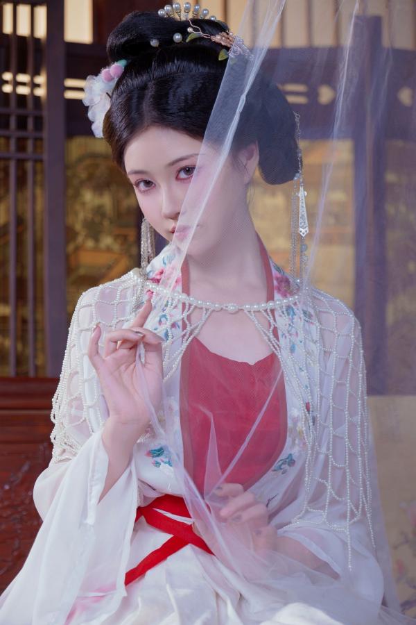 年年Nnian 年年  年年Nnian-广寒宫古风私房，绝美汉服造型尽显东方古典诱惑，大尺度唯美艺术写真第11张图片