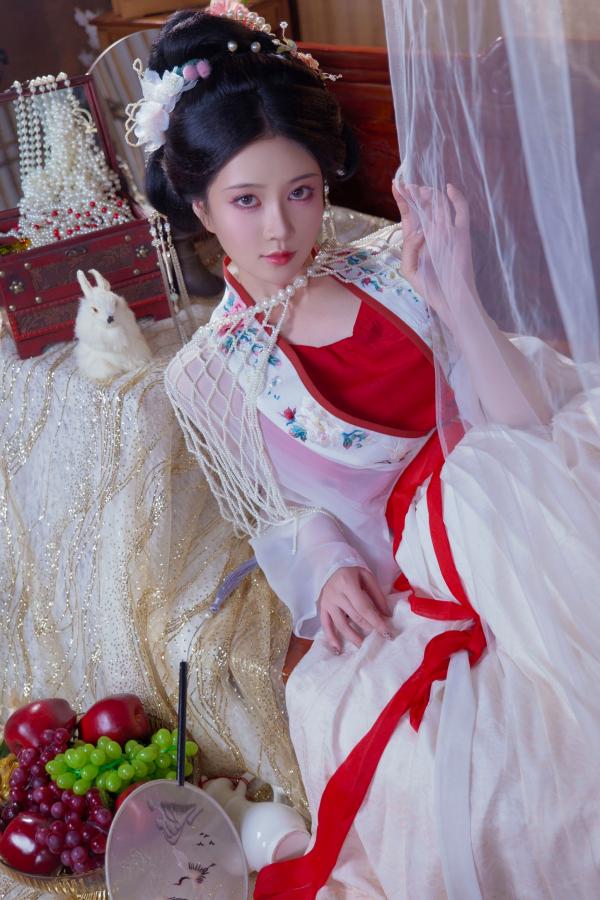 年年Nnian 年年  年年Nnian-广寒宫古风私房，绝美汉服造型尽显东方古典诱惑，大尺度唯美艺术写真第13张图片