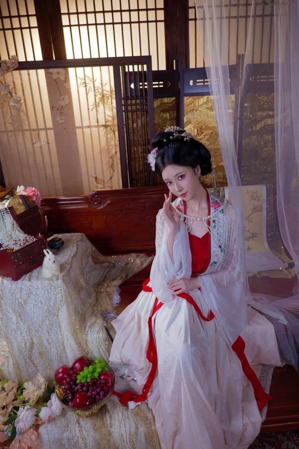 年年Nnian 年年  年年Nnian-广寒宫古风私房，绝美汉服造型尽显东方古典诱惑，大尺度唯美艺术写真第22张图片