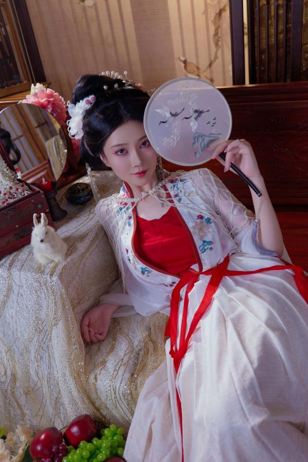 年年Nnian 年年  年年Nnian-广寒宫古风私房，绝美汉服造型尽显东方古典诱惑，大尺度唯美艺术写真第37张图片