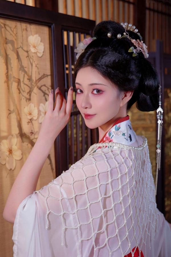 年年Nnian 年年  年年Nnian-广寒宫古风私房，绝美汉服造型尽显东方古典诱惑，大尺度唯美艺术写真第54张图片