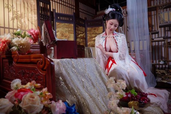 年年Nnian 年年  年年Nnian-广寒宫古风私房，绝美汉服造型尽显东方古典诱惑，大尺度唯美艺术写真第55张图片