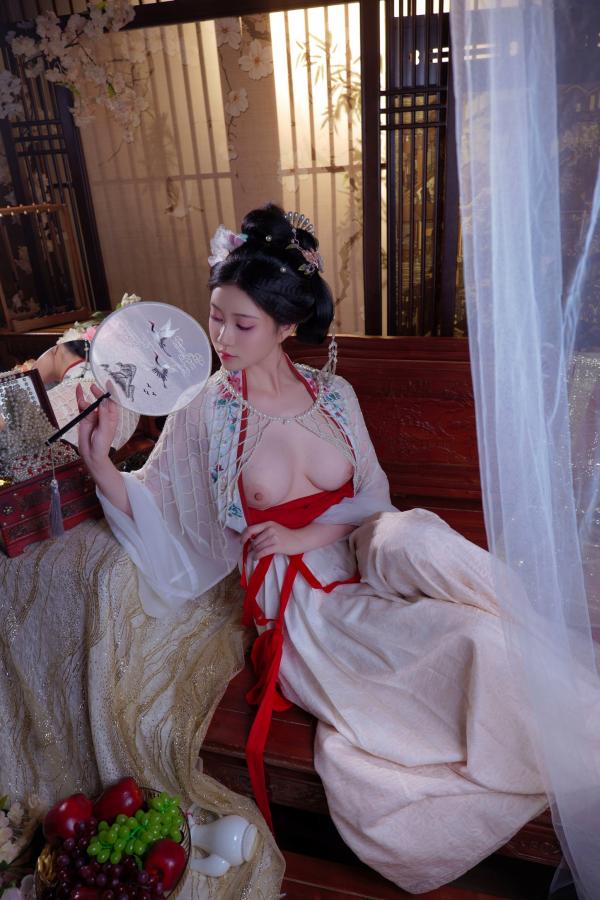 年年Nnian 年年  年年Nnian-广寒宫古风私房，绝美汉服造型尽显东方古典诱惑，大尺度唯美艺术写真第64张图片