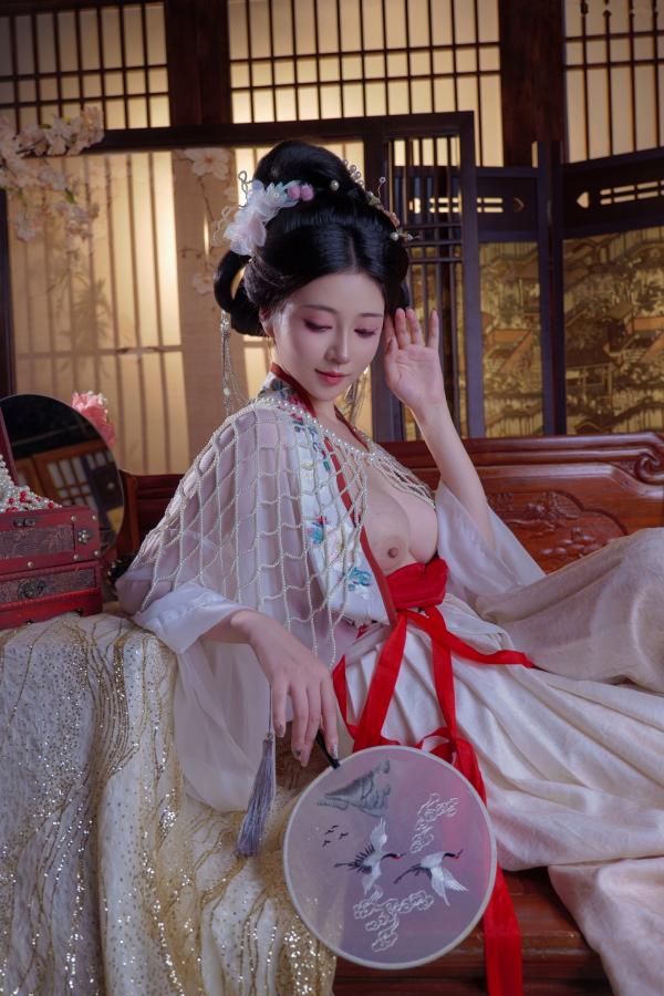 年年Nnian 年年  年年Nnian-广寒宫古风私房，绝美汉服造型尽显东方古典诱惑，大尺度唯美艺术写真第69张图片