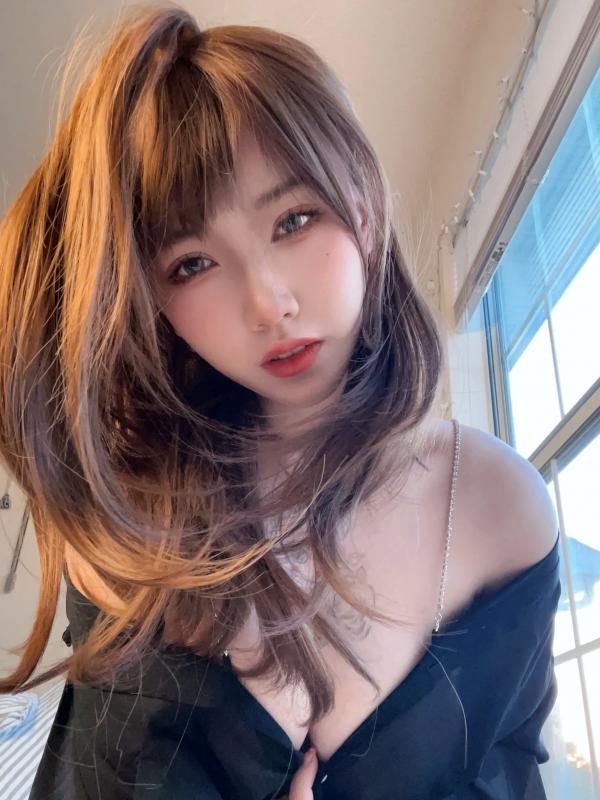    狐洛洛子 - 居家女友私房照：慵懒透视装打造卧室迷人氛围，极致诱惑的性感女神第8张图片