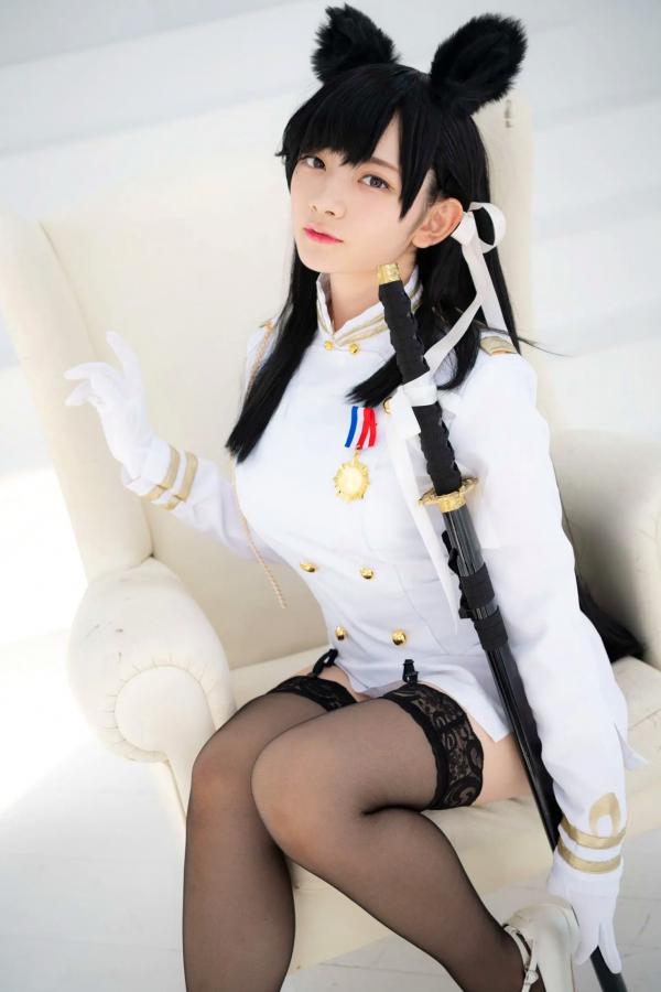    (Cosplay) 樱井Sakurai爱宕cos重现：猫耳制服少女手持长刀，极致黑丝诱惑，带你感受心动お仕置き时刻第5张图片