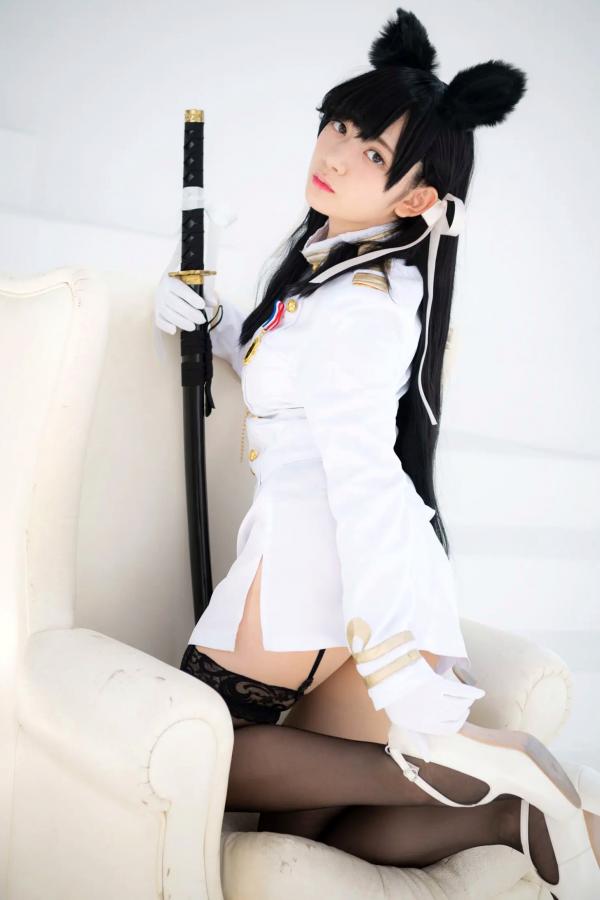    (Cosplay) 樱井Sakurai爱宕cos重现：猫耳制服少女手持长刀，极致黑丝诱惑，带你感受心动お仕置き时刻第10张图片