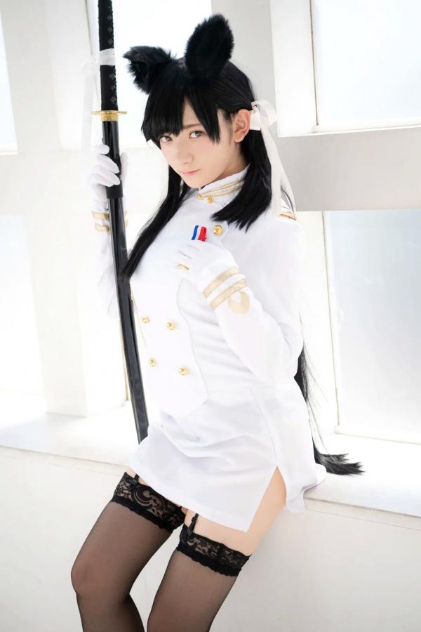    (Cosplay) 樱井Sakurai爱宕cos重现：猫耳制服少女手持长刀，极致黑丝诱惑，带你感受心动お仕置き时刻第37张图片