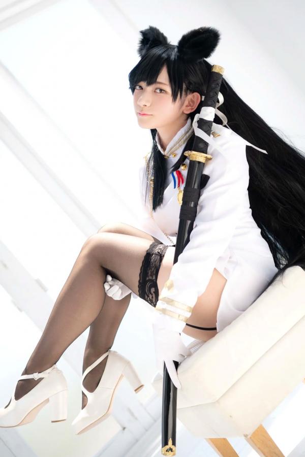    (Cosplay) 樱井Sakurai爱宕cos重现：猫耳制服少女手持长刀，极致黑丝诱惑，带你感受心动お仕置き时刻第54张图片