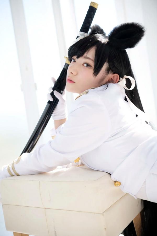    (Cosplay) 樱井Sakurai爱宕cos重现：猫耳制服少女手持长刀，极致黑丝诱惑，带你感受心动お仕置き时刻第61张图片