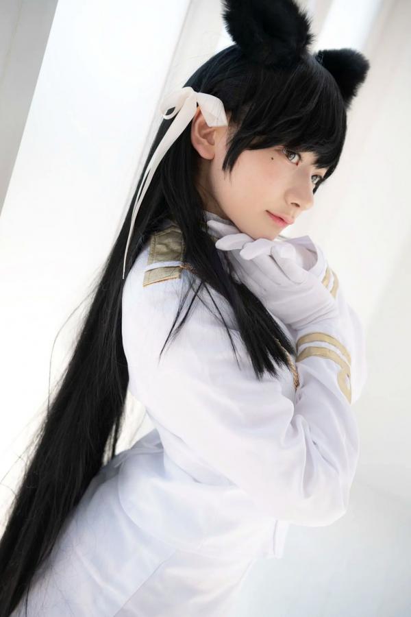    (Cosplay) 樱井Sakurai爱宕cos重现：猫耳制服少女手持长刀，极致黑丝诱惑，带你感受心动お仕置き时刻第64张图片
